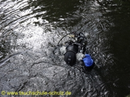 Wartungsarbeiten am Bootssteg von Andi und Ute vielen Dank an Christian, Holger und Thomas H.